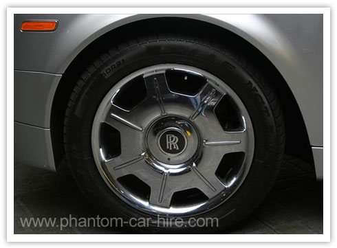 Silver Phantom Wheel